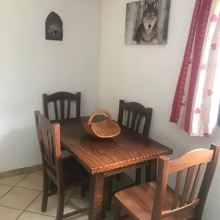 4 Personnes Idealement Situe * Samoëns